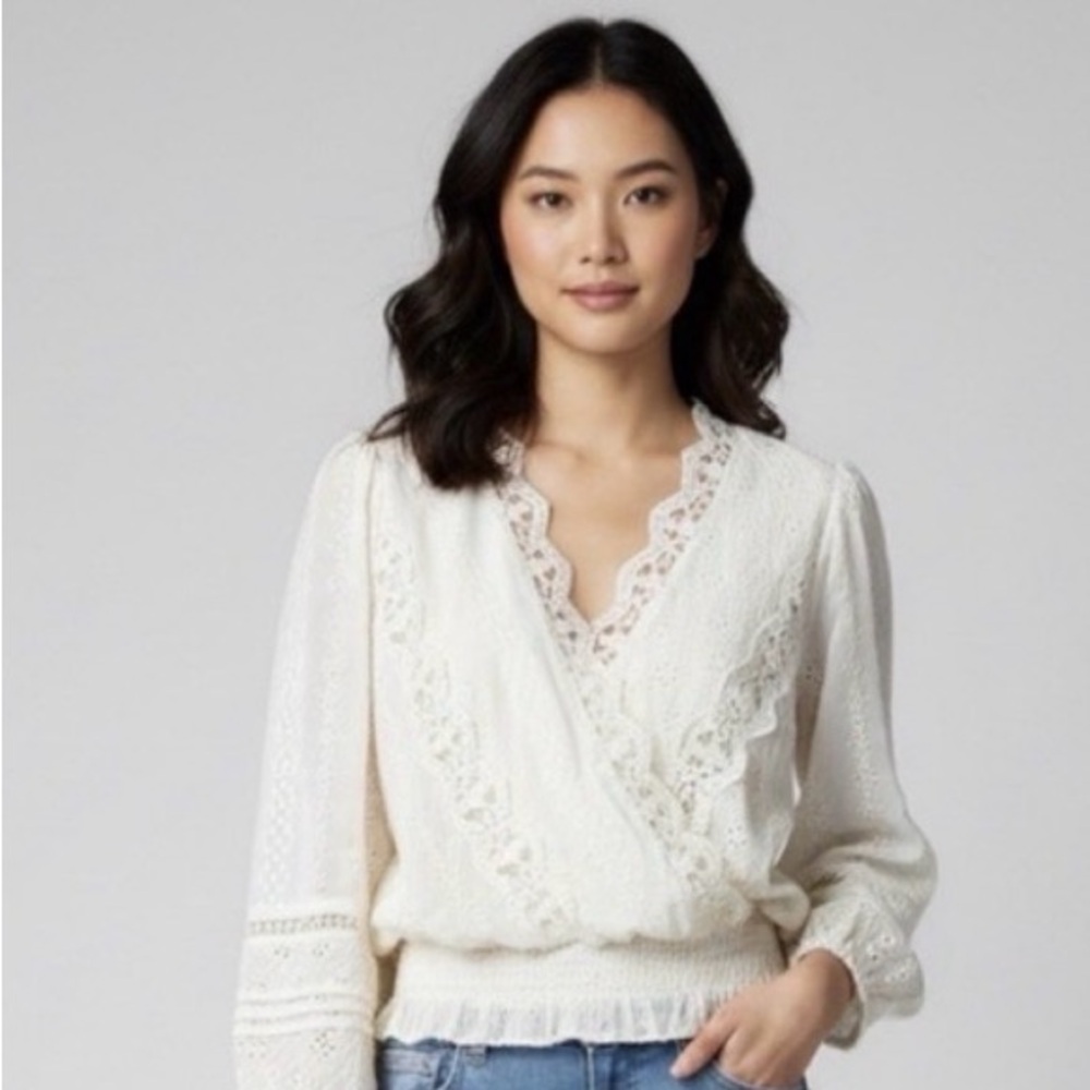 Miss Me Surplice Crochet  Top Womens Size L Cream Boho‎ Chic Lace Eyelet Wrap